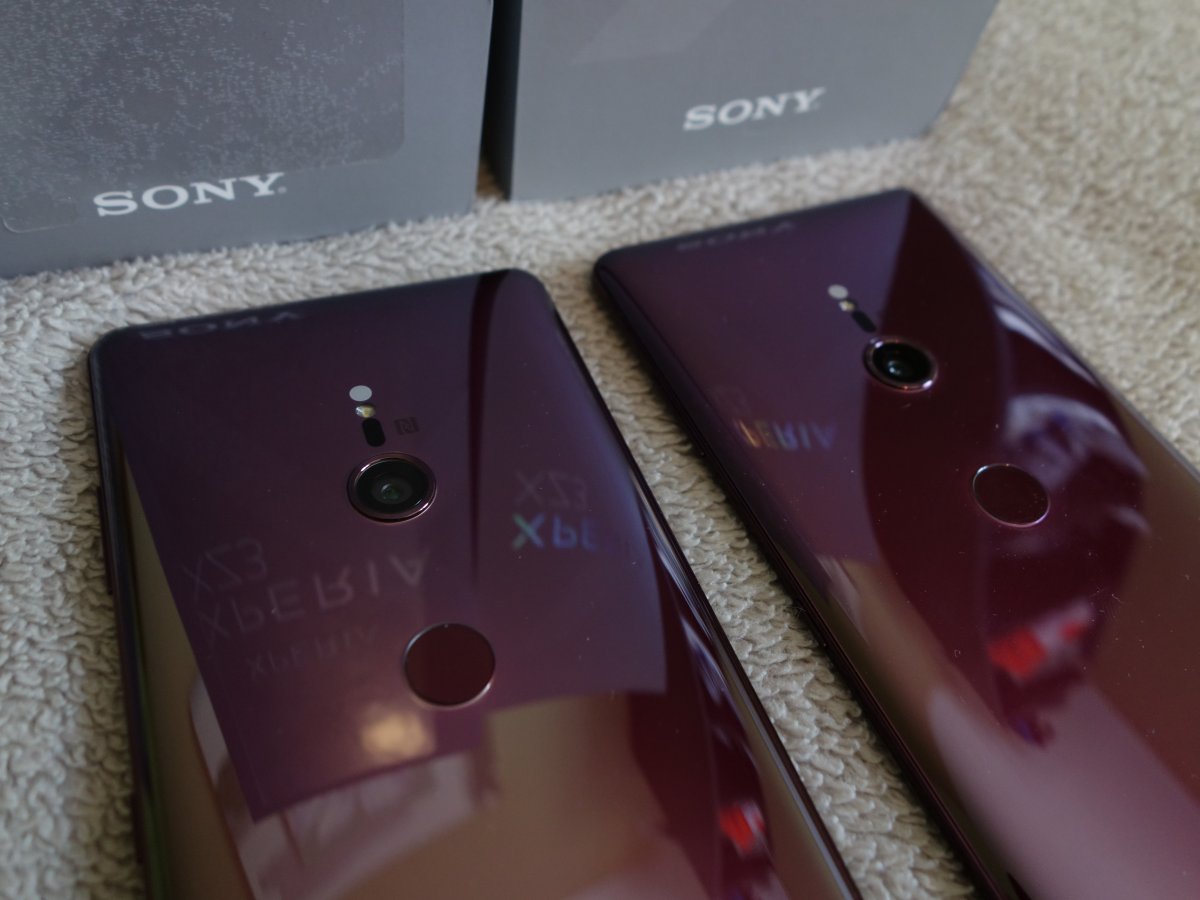 Производитель аксессуаров для мобильников опубликовал живые фото Sony Xperia XZ3
