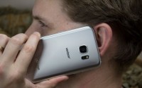 Микробиологи рекомендуют чистить смартфон каждый день