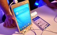 Samsung Galaxy J Max против Xiaomi Mi Max: сравнение смартфонов с большими экранами